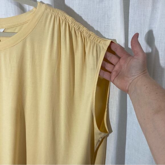 Athleta Athleisure soft loungewear yellow Getaway Tee shirred shoulders size 3X - Picture 4 of 7